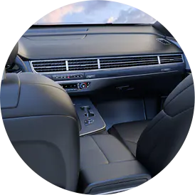 Automotive interiør